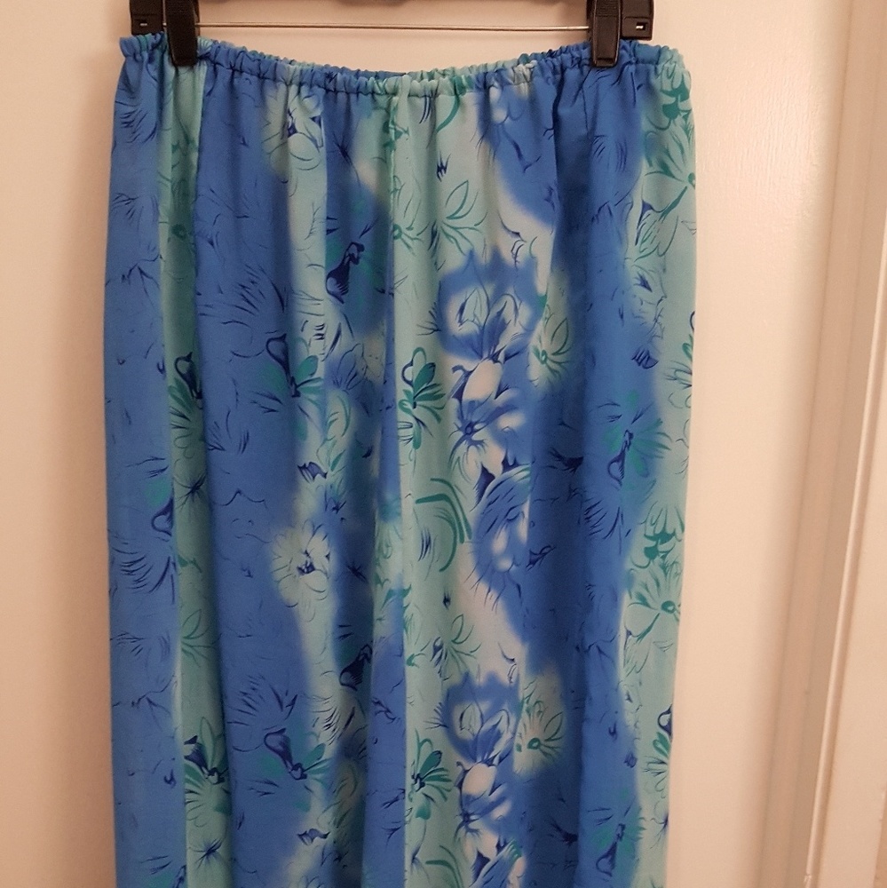 🔴 Handmade Skirt 🔴